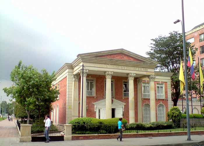 La democracia y religión en Colombia