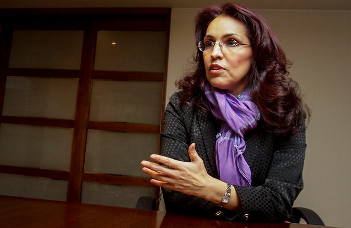 Senadora Viviane: la invito a pensar en los niños