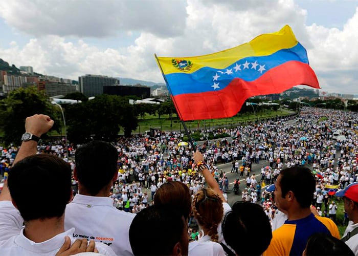 “Ta barato dame dos”