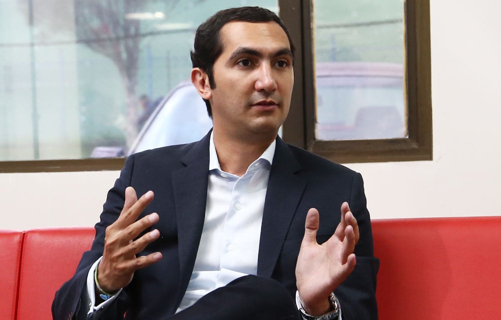 Davíd Barguil se le abrió a Santos y arrastró siete conservadores más