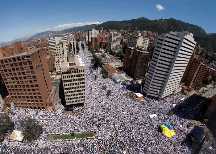 Colombia o la trivialización de la guerra