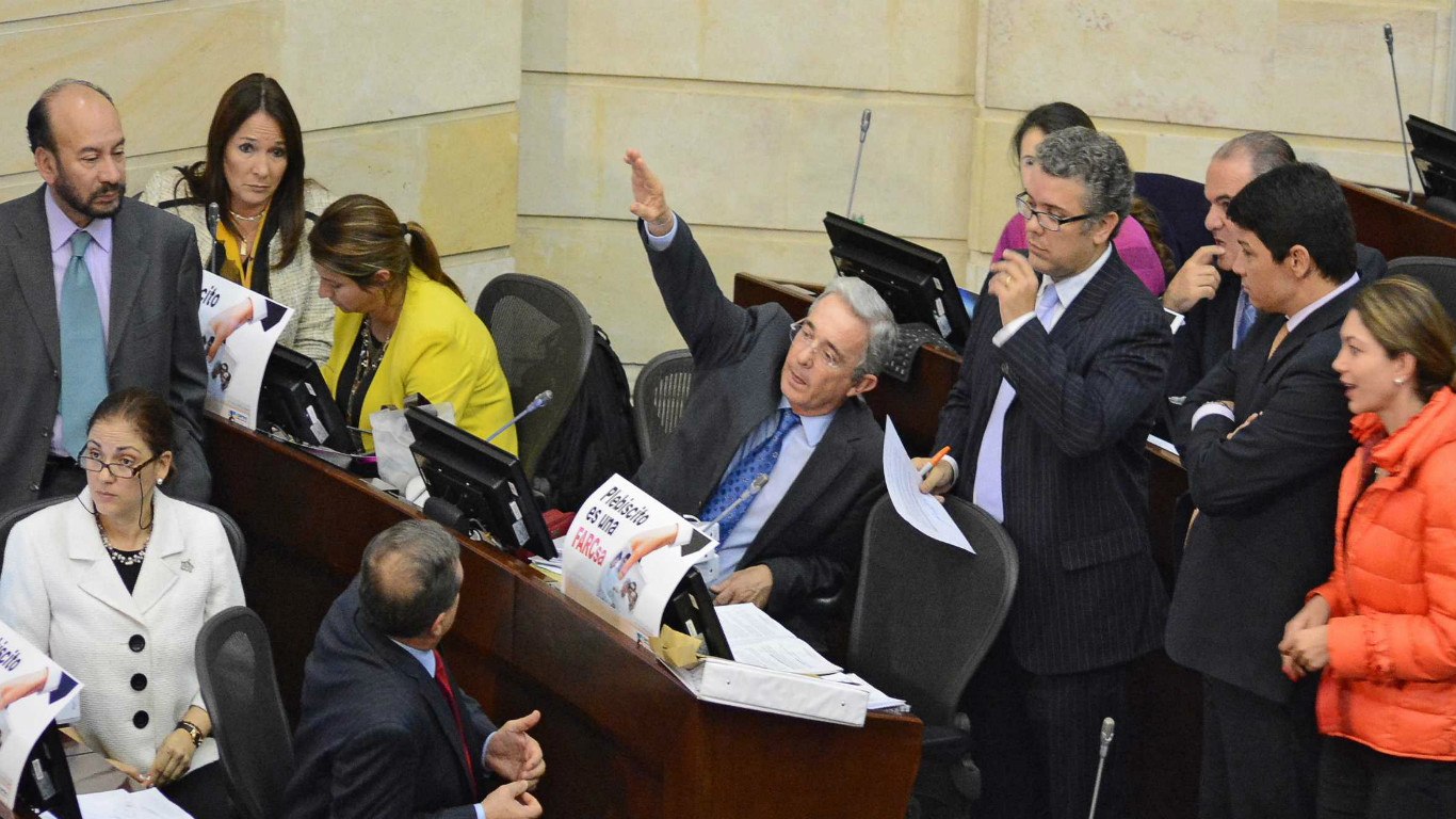 El Centro Democrático debe elegir