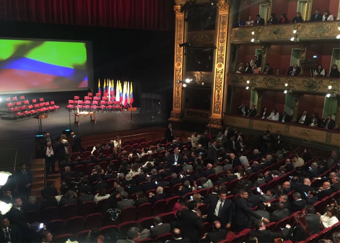 El Teatro Colón listo para la firma del nuevo acuerdo de paz