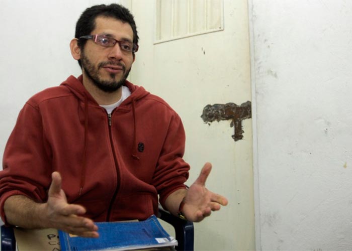 El profesor de la Nacional al que de nuevo le cobraron haber escrito un libro sobre las Farc