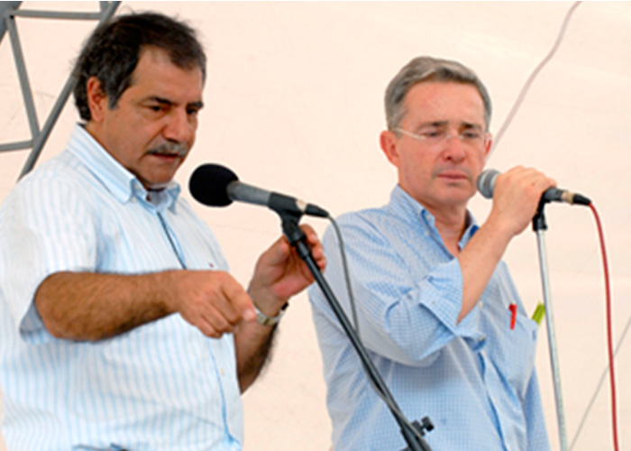 Uribe se adelanta a señalamientos por los sobornos de Odebrecht