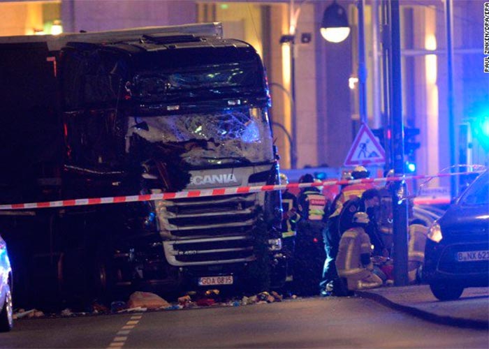 Video: Terror en Berlín por atentado con tractomula
