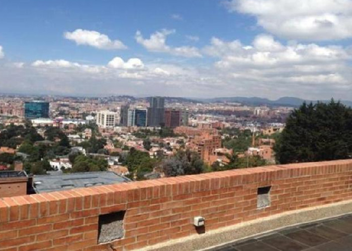 Vecinos de Santa Ana oriental en Bogotá preocupados por posibles incendios