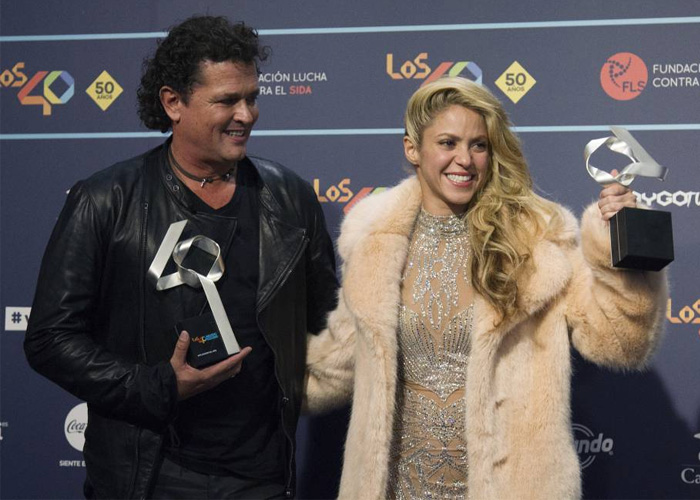 Esta vez a Carlos Vives no se le olvidó agradecerle a Shakira