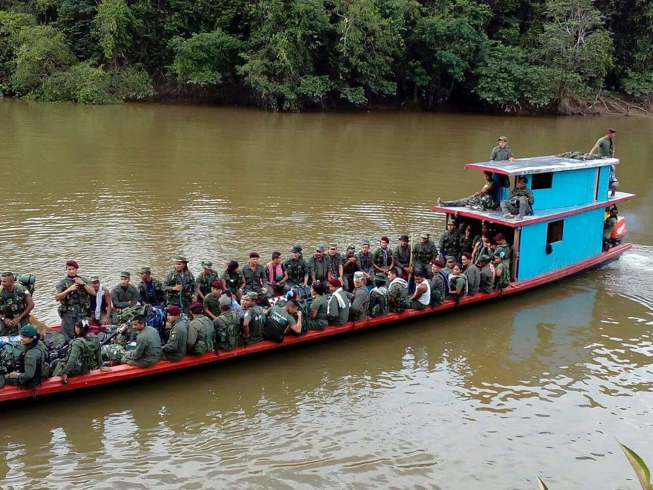 VIDEO Las Farc inician su camino hacia las zonas de concentración