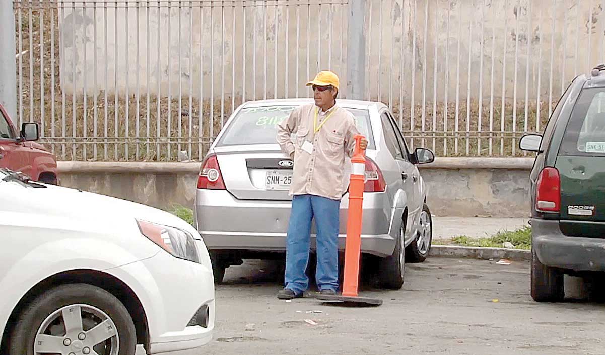 La desidia del estado nos condena al rebusque