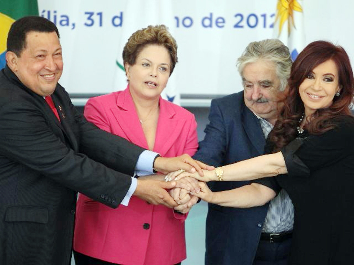 Nueva izquierda, nueva economia y un nuevo mundo.