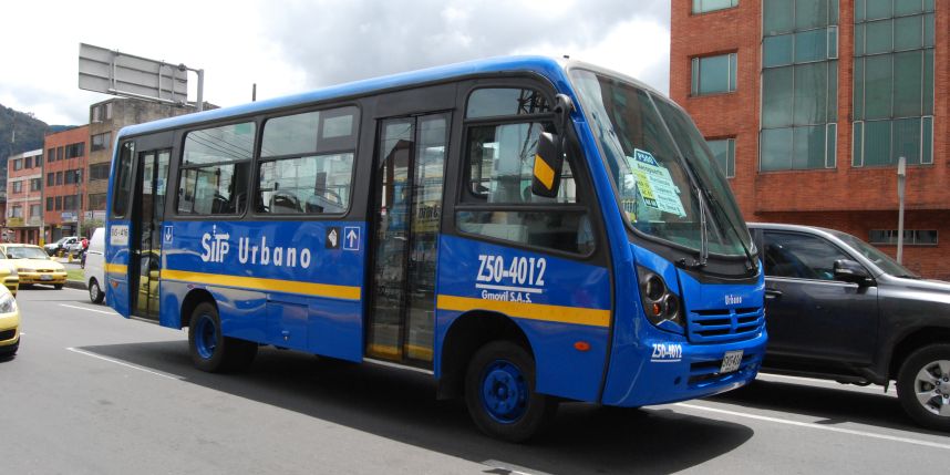 VIDEO: SITP atropelló a una abuelita y se habría volado sin ayudarla