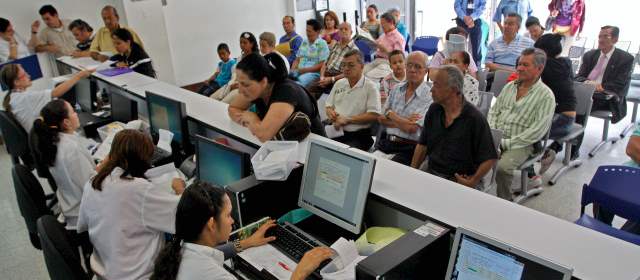 Los médicos no somos responsables de la crisis de salud