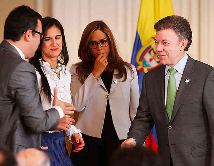 Los profesores rajan el proyecto educativo de Santos