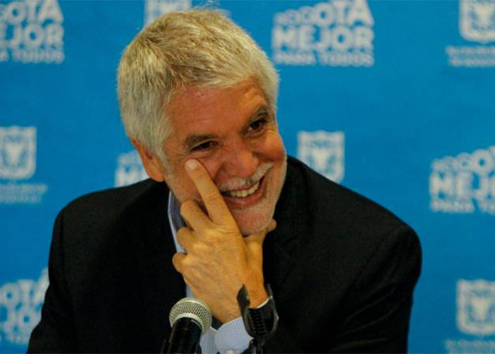 Enrique Peñalosa: un experto en destruir su propia obra