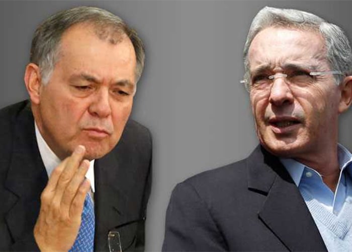 ¿Uribe y Ordóñez marchando contra la corrupción?