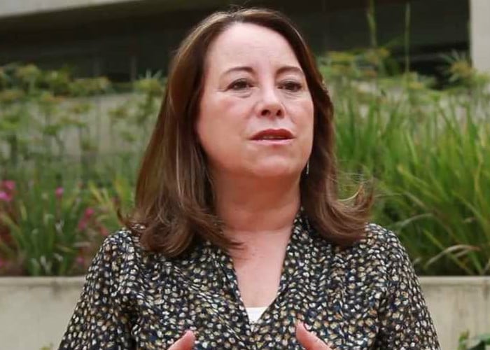 Palabras para Ana Teresa Bernal