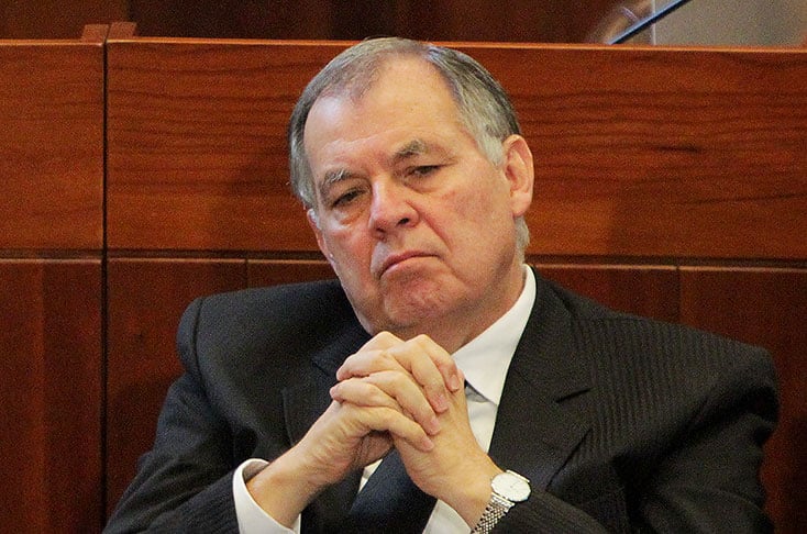 Alejandro Ordóñez: un santo bañado en corrupción