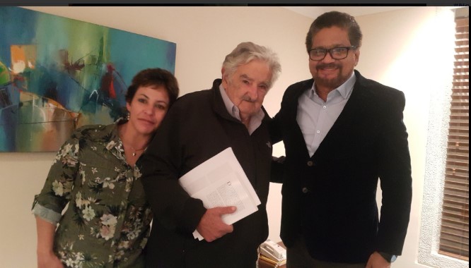  - "La implementación está saliendo más dura que las balas", las Farc se quejan con Pepe Mujica