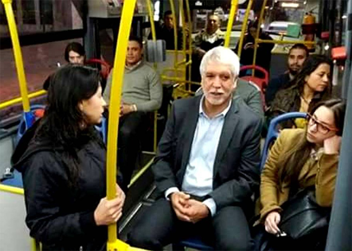 Aumento de la tarifa en Transmilenio: la gran estafa, versión Peñalosa