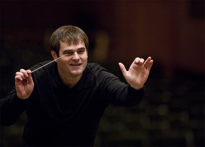 Caballé, el joven director catalán que se le midió a la segunda orquesta más grande de Alemania