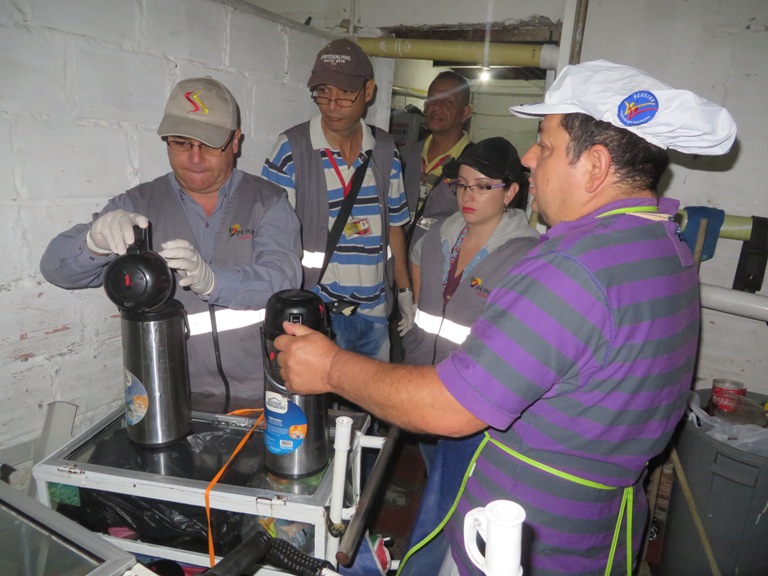 La esclavitud de los vendedores de tinto callejero en Colombia