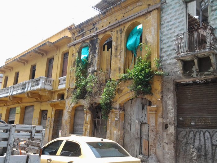  - Adefesio arquitectónico en pleno centro de Cartagena