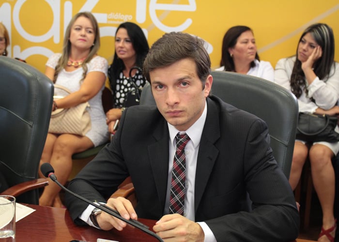 La cultura del coscorrón y el Concejal Andrés González Sierra