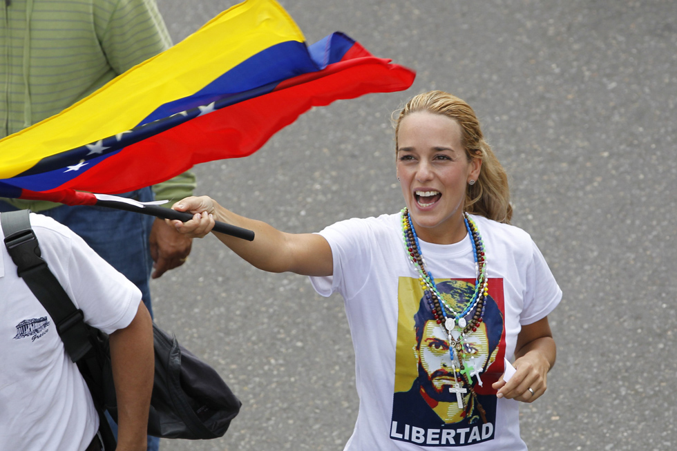 Santos le hace el feo a Lilian Tintori