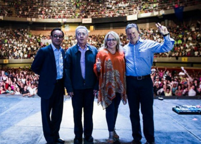 El negocio de la los cristianos de Misión Carismática con la convención uribista