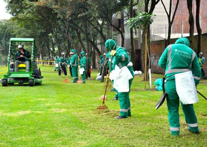 ¿Está enredada la licitación del servicio de aseo de Bogotá?