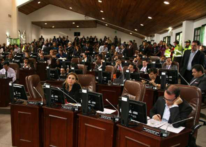 Concejos: corporaciones de papel