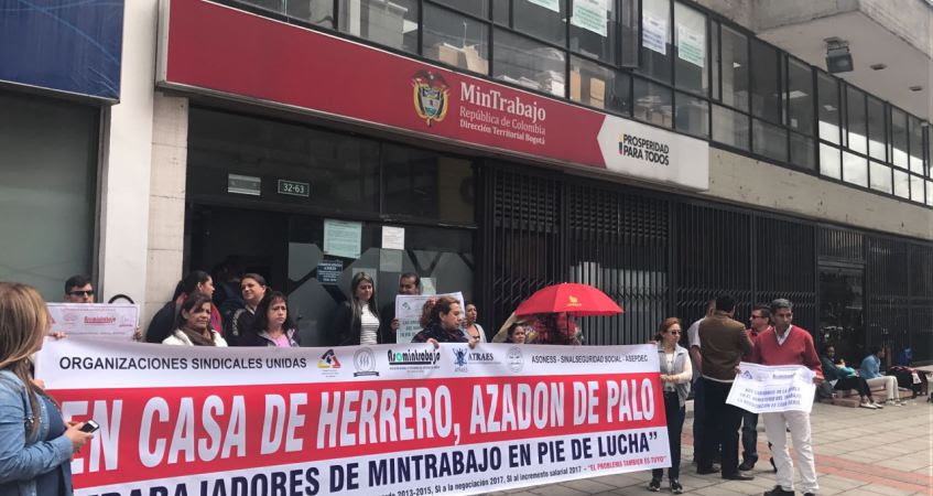 A  la nueva Ministra de Trabajo le espera paro en su propia casa