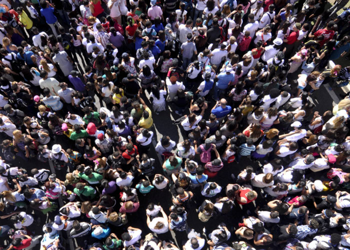 Dejemos de reproducirnos como conejos