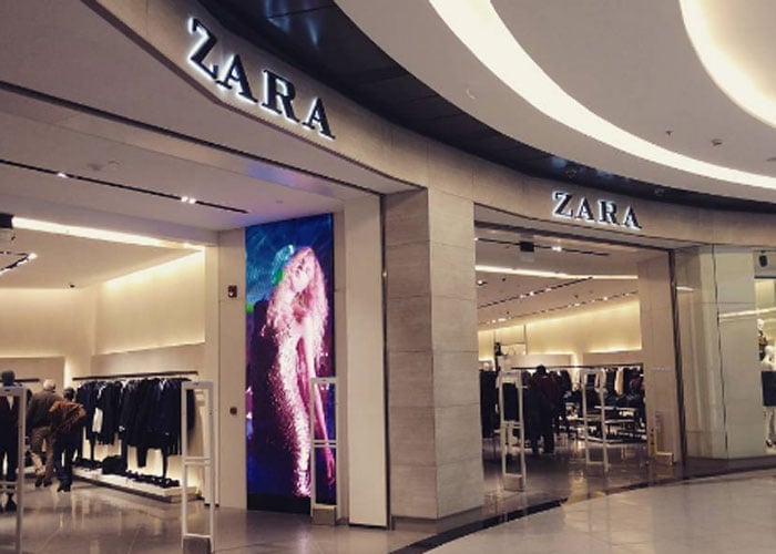Tan picados comprando en Zara y es el Only de los españoles