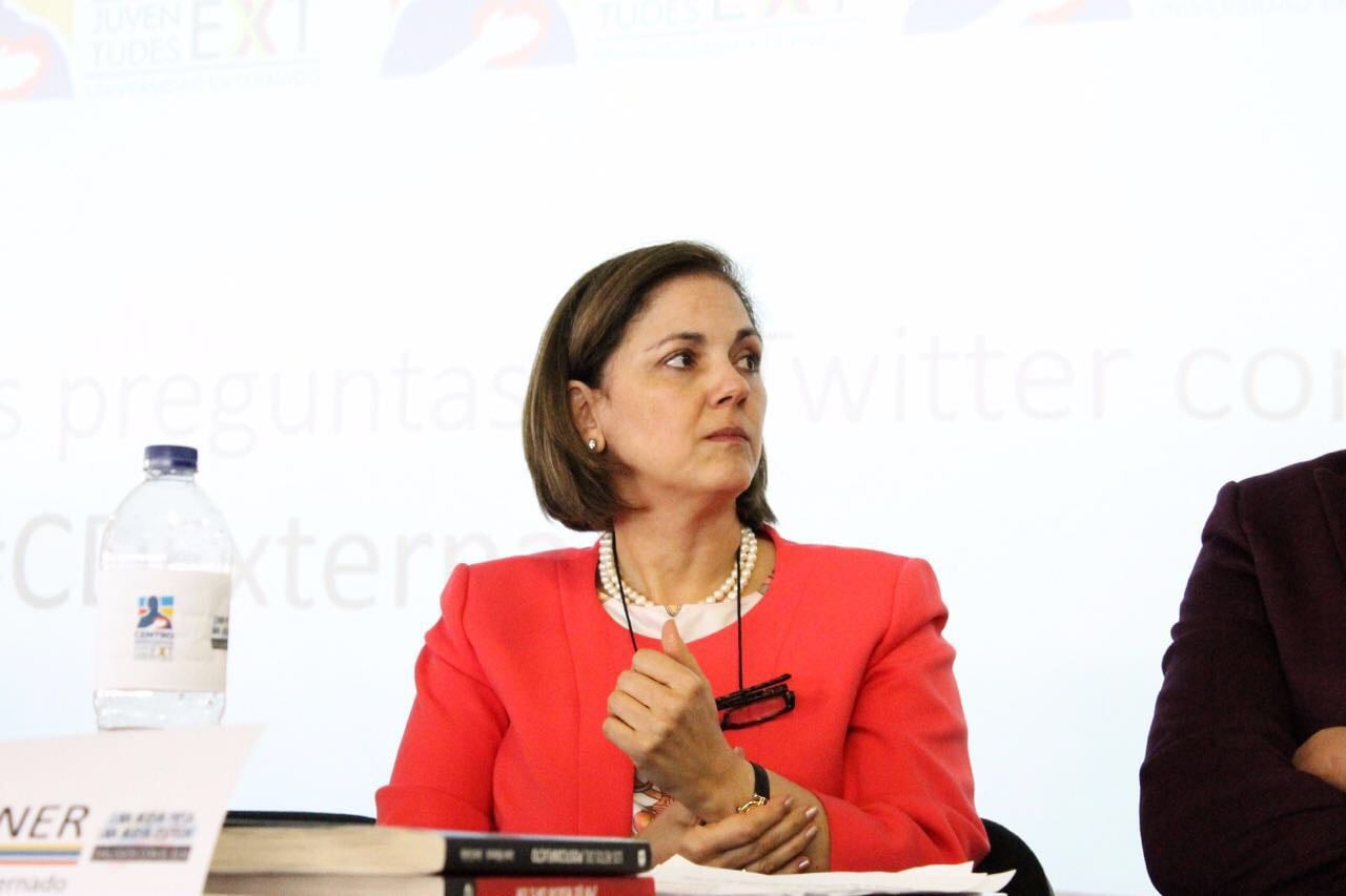 Una conversación por Whatsapp con María del Rosario Guerra