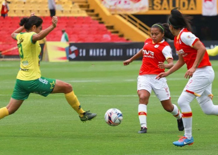 La liga profesional de fútbol femenino: un acierto de la Dimayor