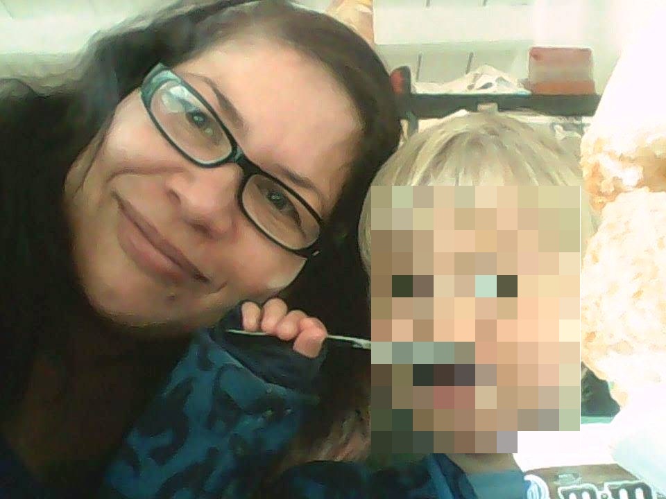 Madres colombianas y depredadores extranjeros