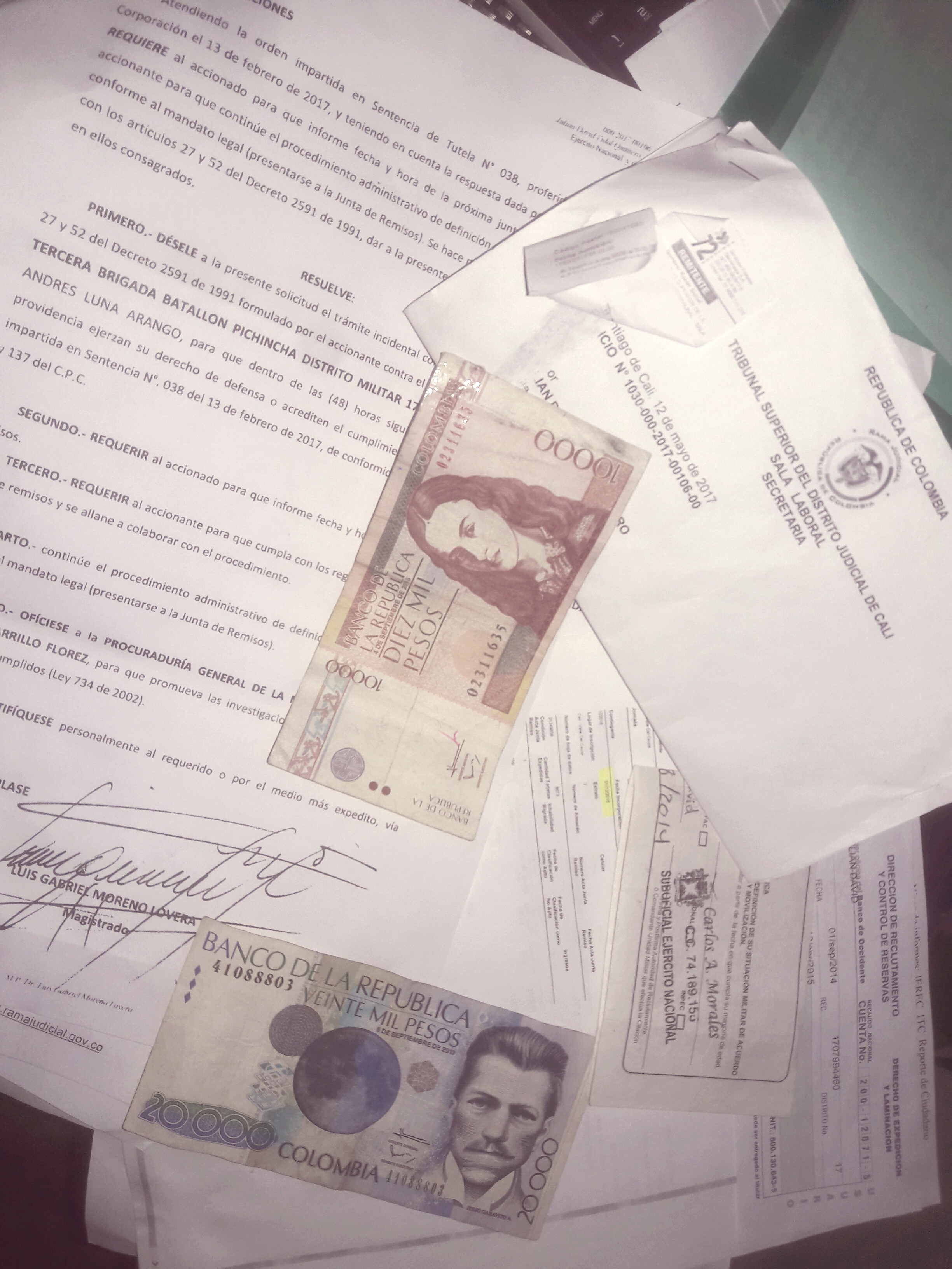 La amabilidad castrense y la burocracia colombiana