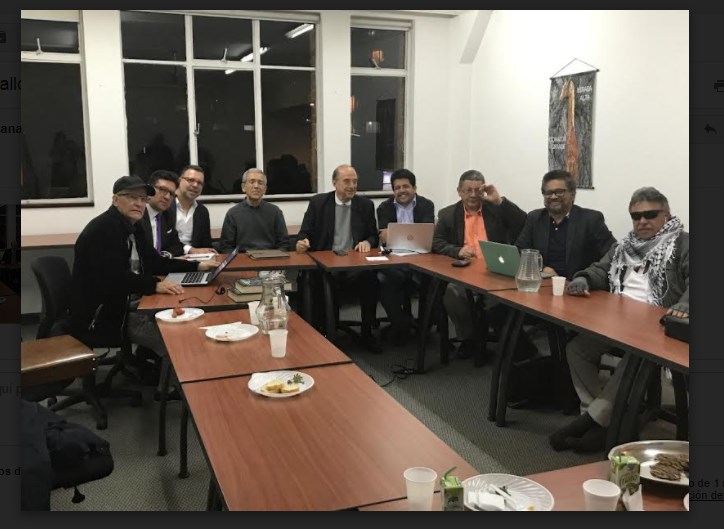 Se sentaron  tres jefes Para y tres comandantes de las Farc: es hora de contar la verdad