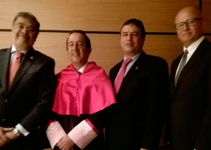 El último legado de Augusto Ibañez: su tesis 'cum laude' sobre los acuerdos de paz