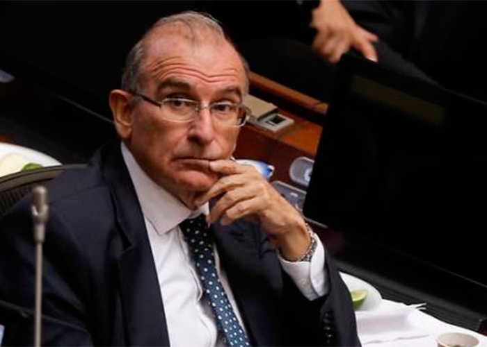 Amigos de De la Calle le pidieron que se abra del Partido Liberal