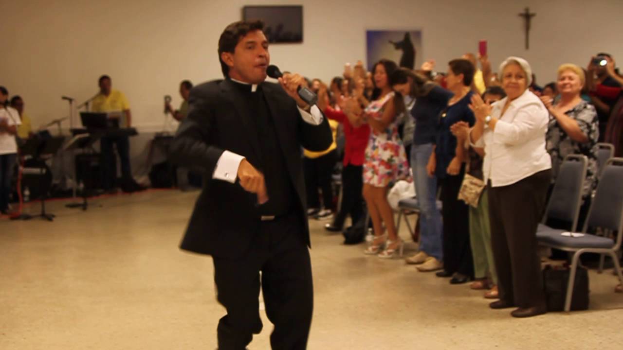 Los 40 mil pesitos de diezmo que cobra el padre Chucho por su Gran Concierto en Cúcuta