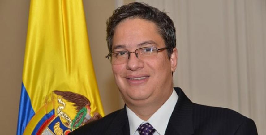 La Fiscalía no quedó satisfecha con las explicaciones de  Santiago Rojas cuando fue gerente de Santos Presidente