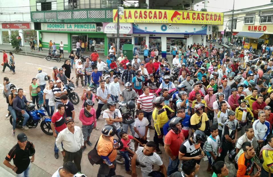 Mototaxistas: ¿vándalos o trabajadores?