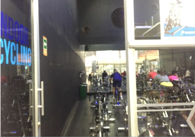 El Bodytech del centro de Medellín: un lugar asfixiante, sin aire acondicionado y lleno de bacterias