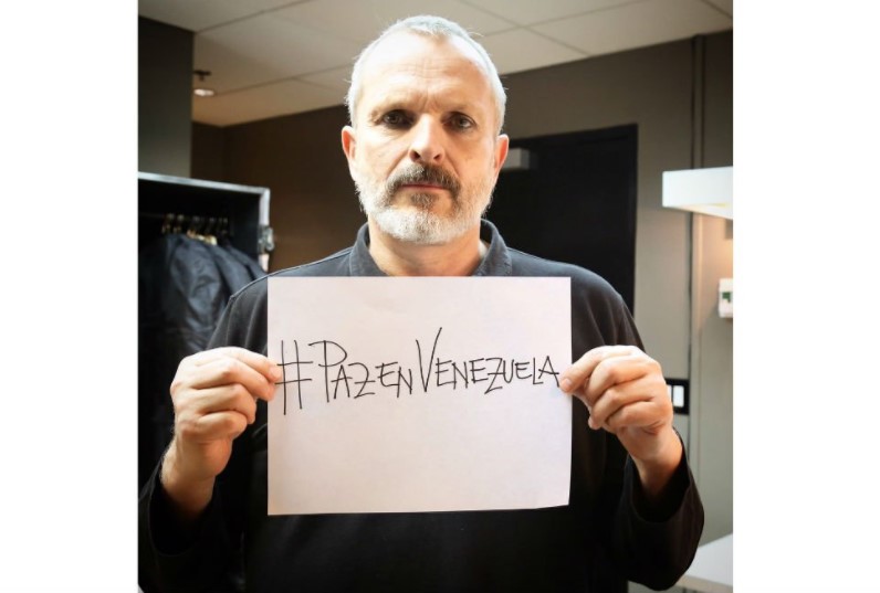 ¡Qué oso el de Miguel Bosé, hasta uribista salió!