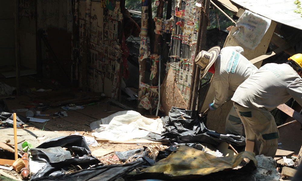 Tras tres meses de arriendo, comunidad desalojada en La Iguaná está en situación de calle