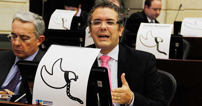 “Presidente Uribe, la izquierda se apoderó del Centro Democrático y usted lo ha permitido”