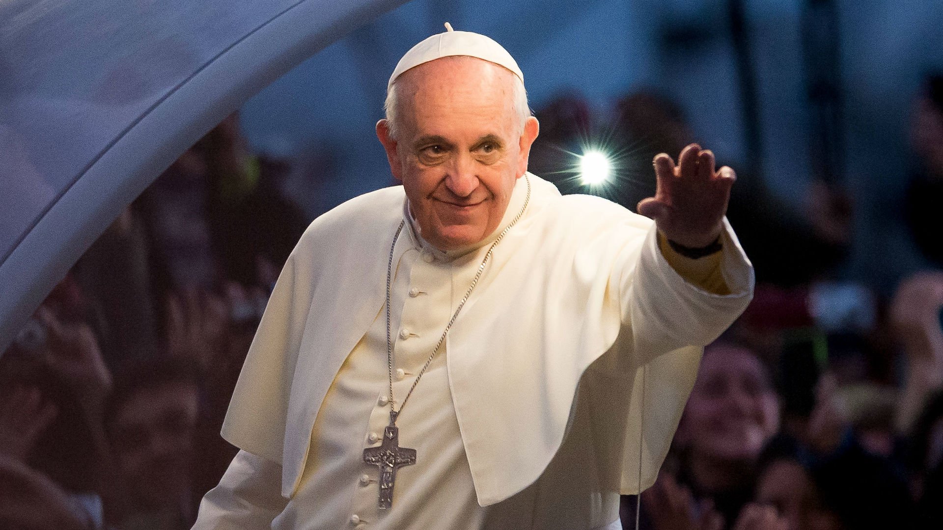 Papa Francisco, salve usted la patria